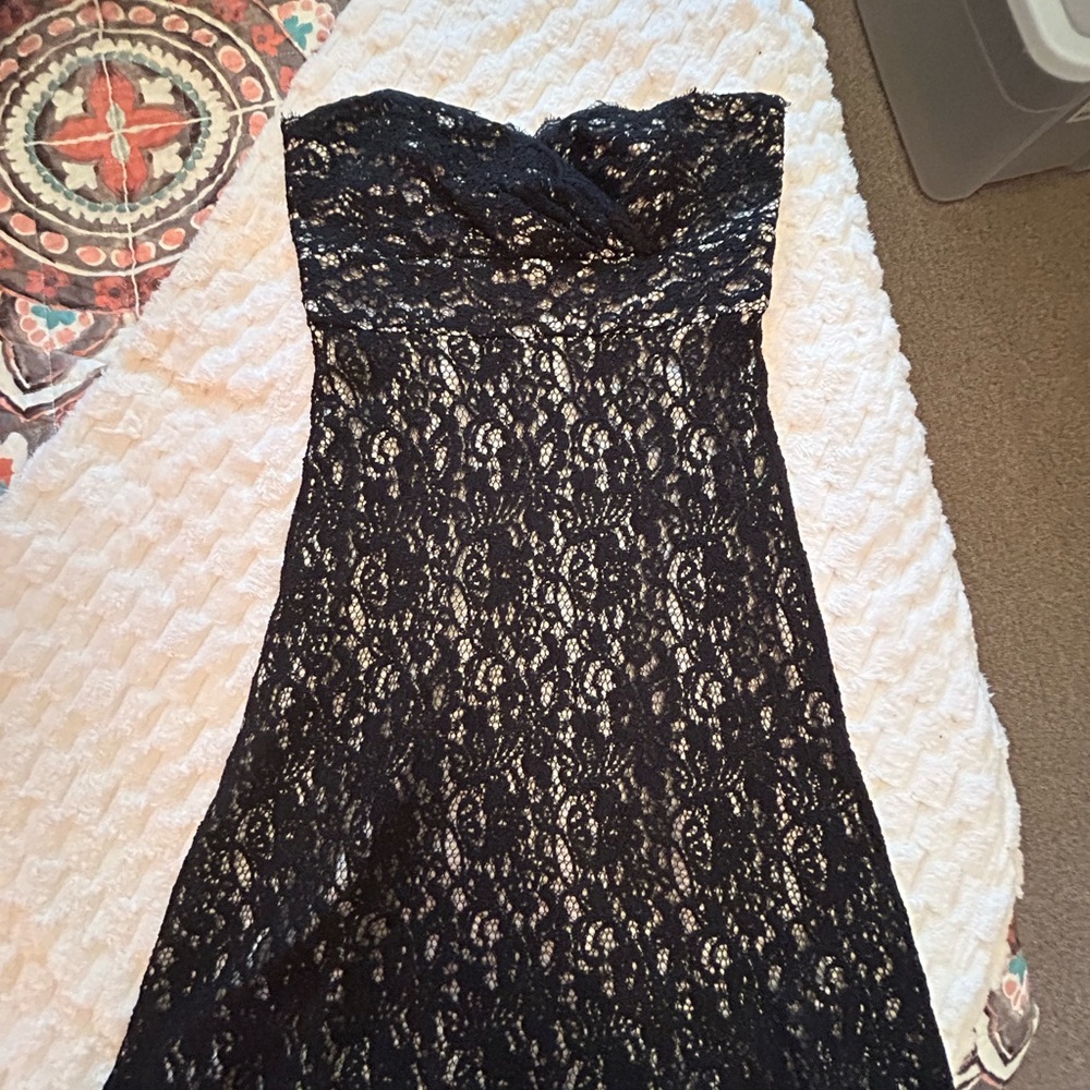 Elegant Black Lace Dress